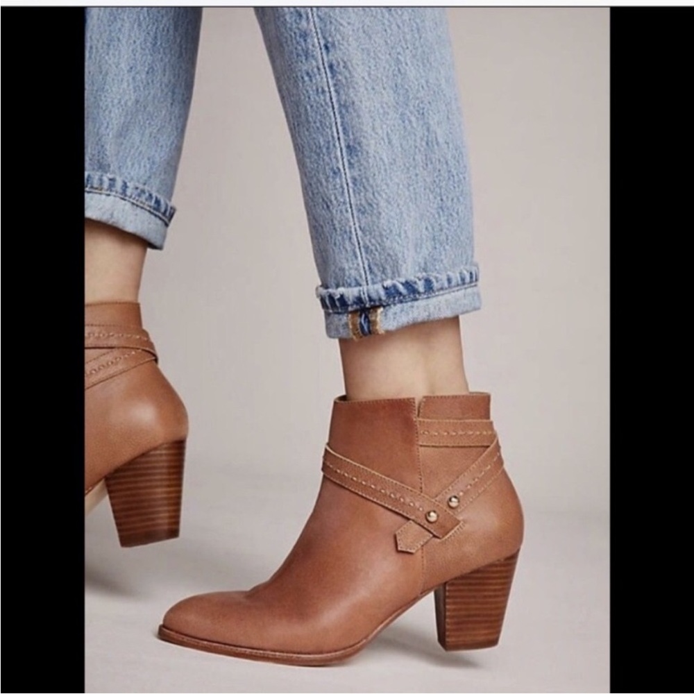 Anthropologie Leath Side Buckle Brown Leather Ankle Booties NWT Size 7
